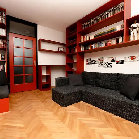 Tony's Place Under The Castle * Ljubljana