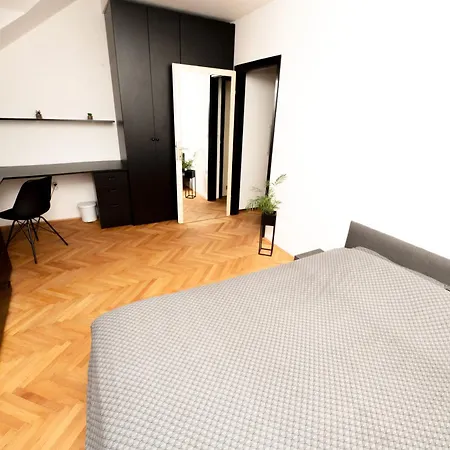 Apartman Tony's Place Under The Castle *