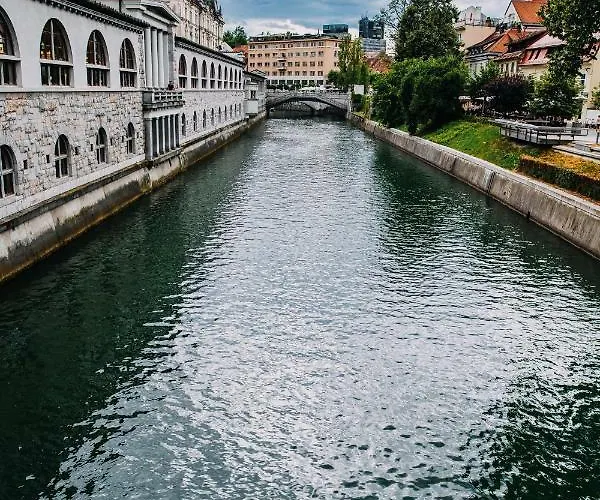 Tony's Place Under The Castle Ljubljana