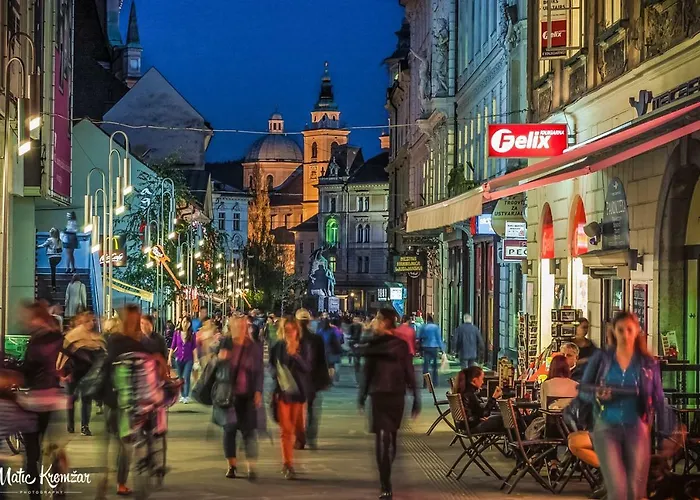 Tony's Place Under The Castle Апартаменты *